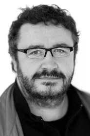 Mark Benton