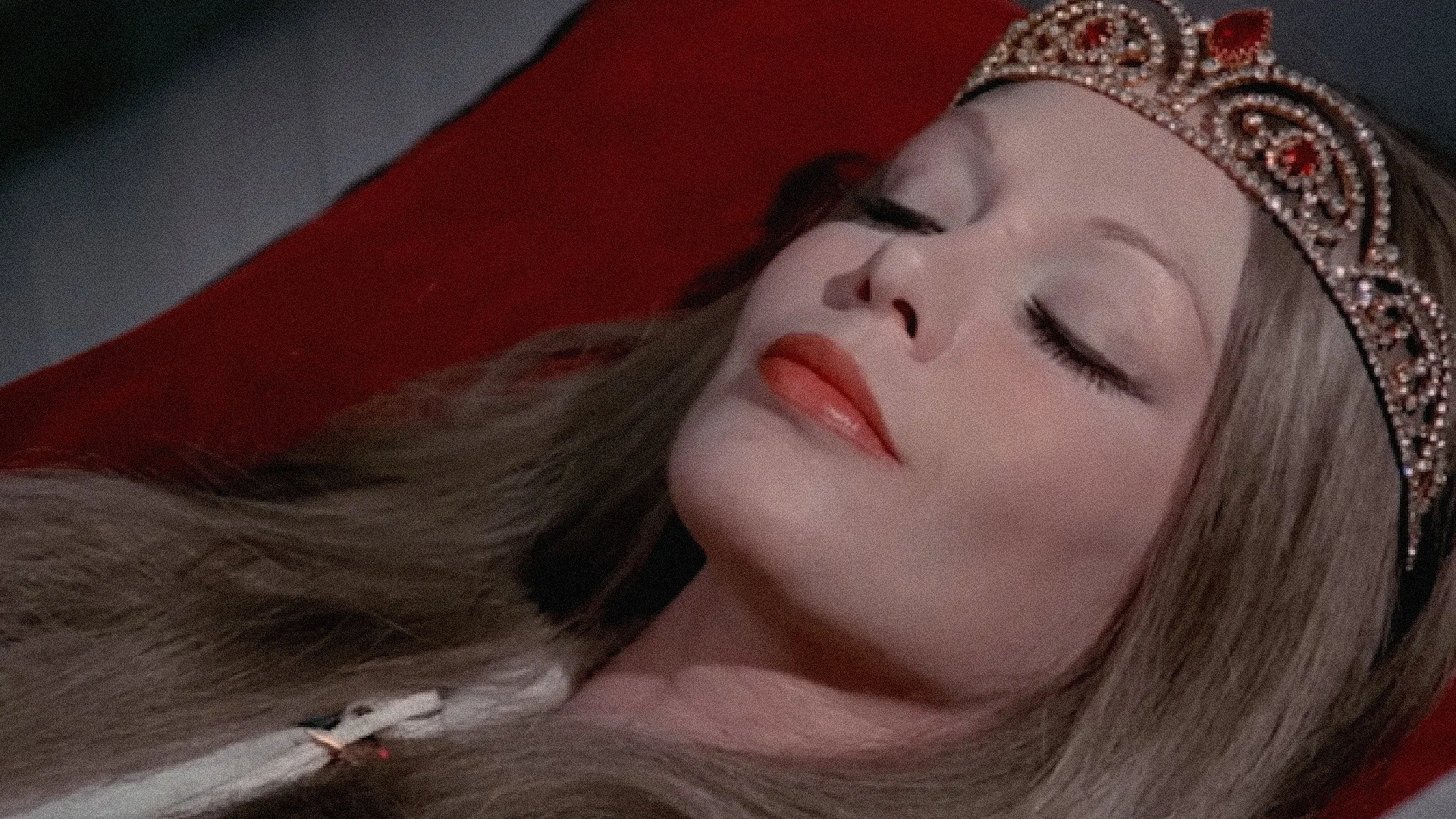 Hannah, Queen of the Vampires